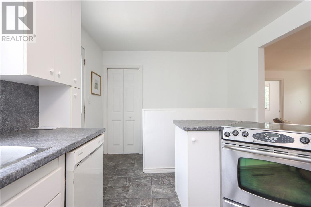 38 Gill Avenue Property Photo 16