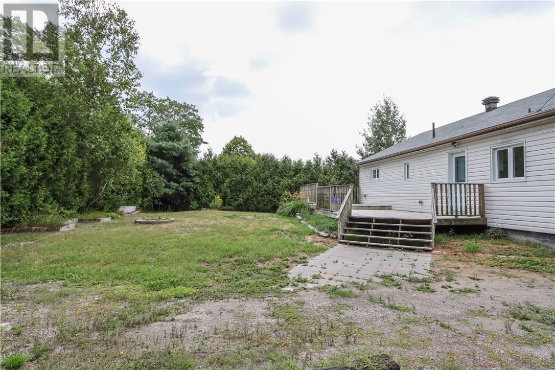 38 Gill Avenue Property Photo 43