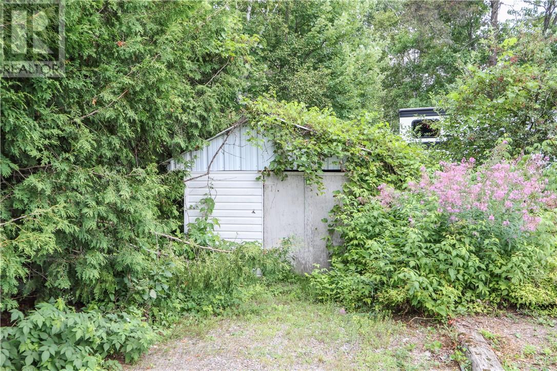 38 Gill Avenue Property Photo 48
