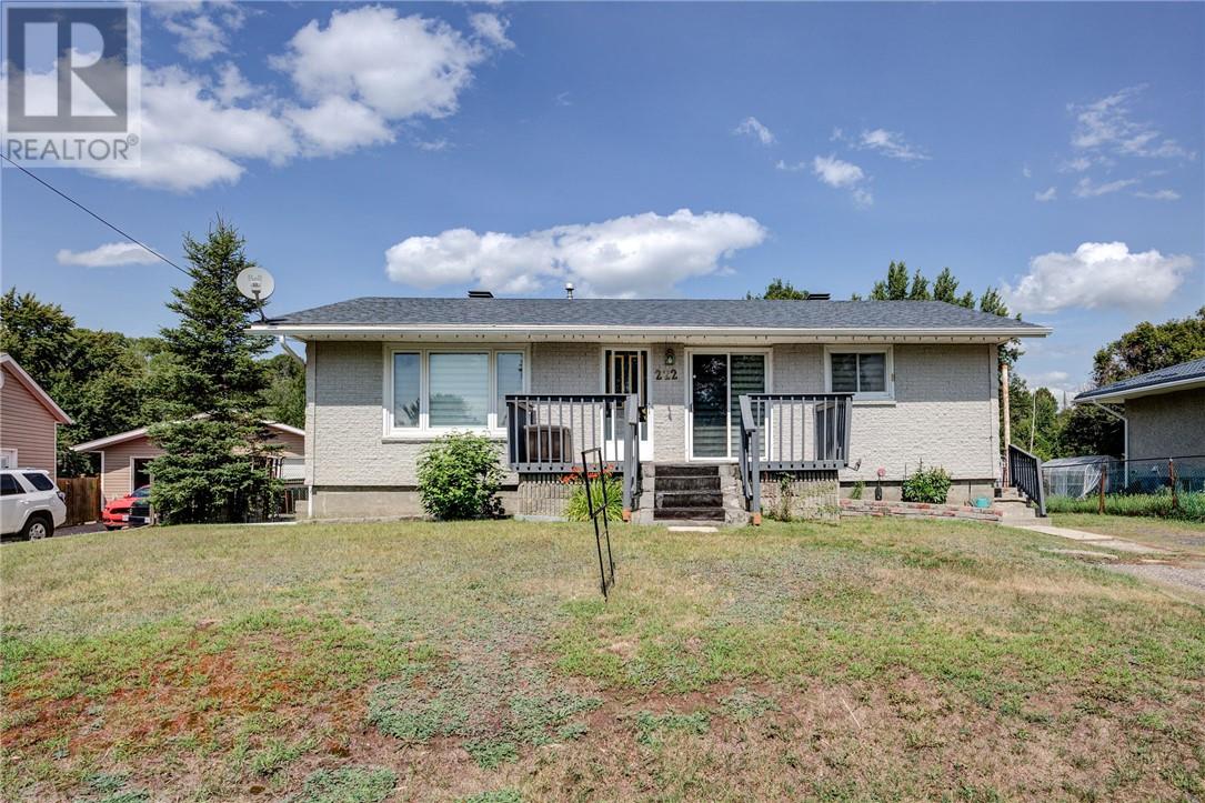 222 Riverside Drive Property Photo 2