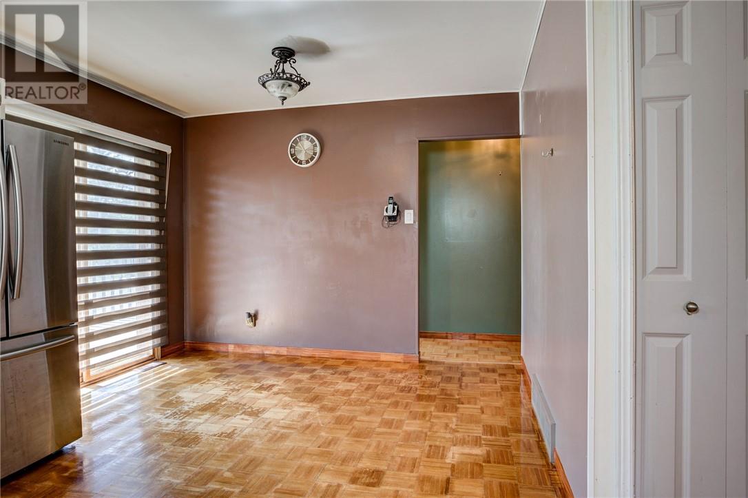 222 Riverside Drive Property Photo 12