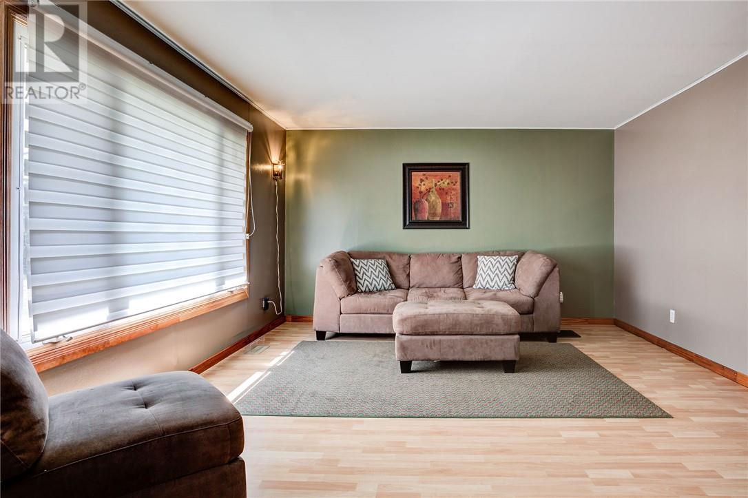222 Riverside Drive Property Photo 19