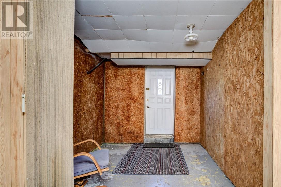 222 Riverside Drive Property Photo 23