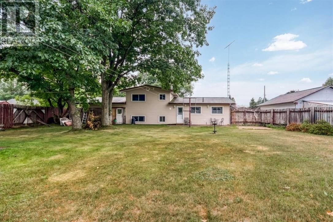 4 George Property Photo 5