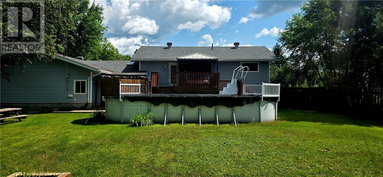 3211 Glendale Court Property Photo 2