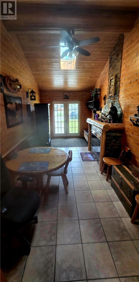 3211 Glendale Court Property Photo 12