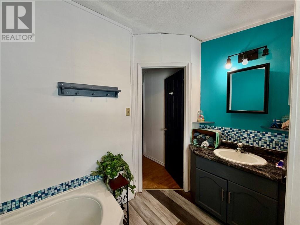103 Corbin Avenue Property Photo 12