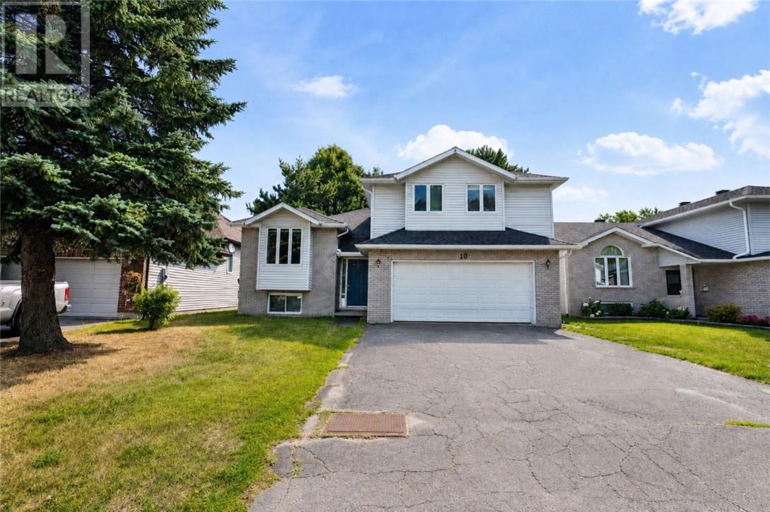 10 Dorchester Crescent