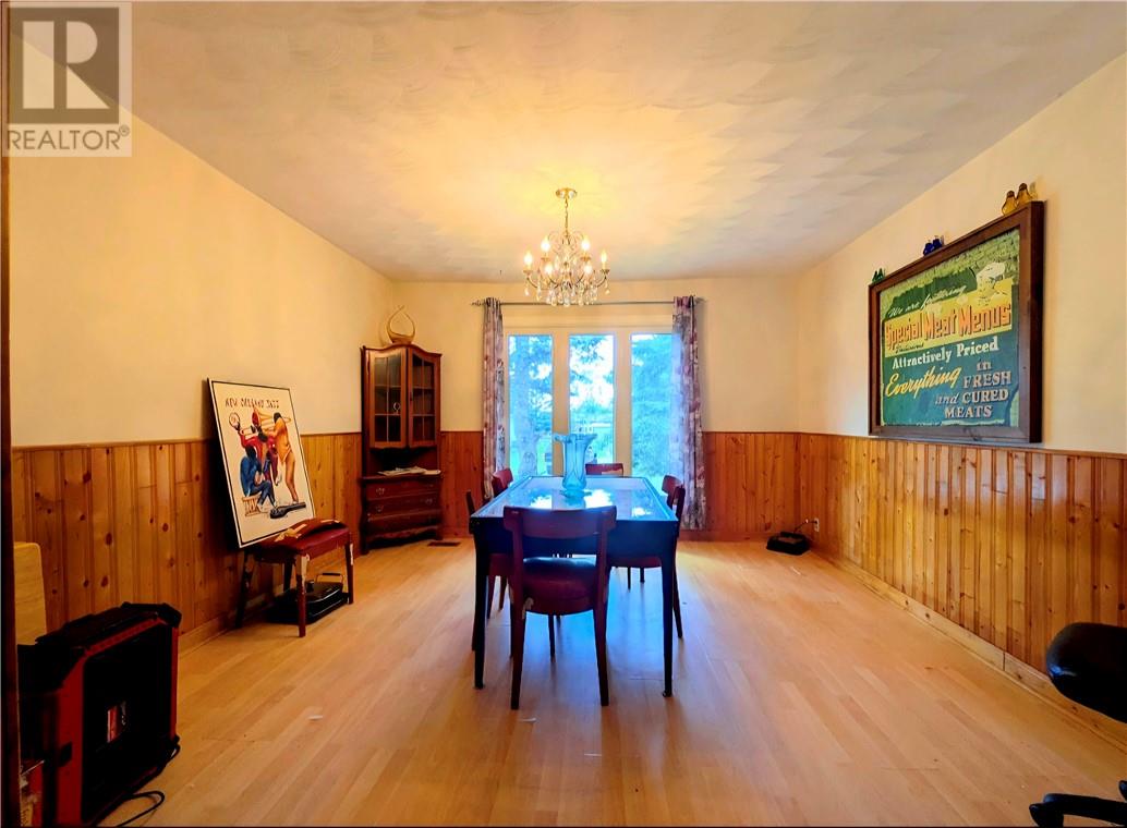 3152 Maple Property Photo 10