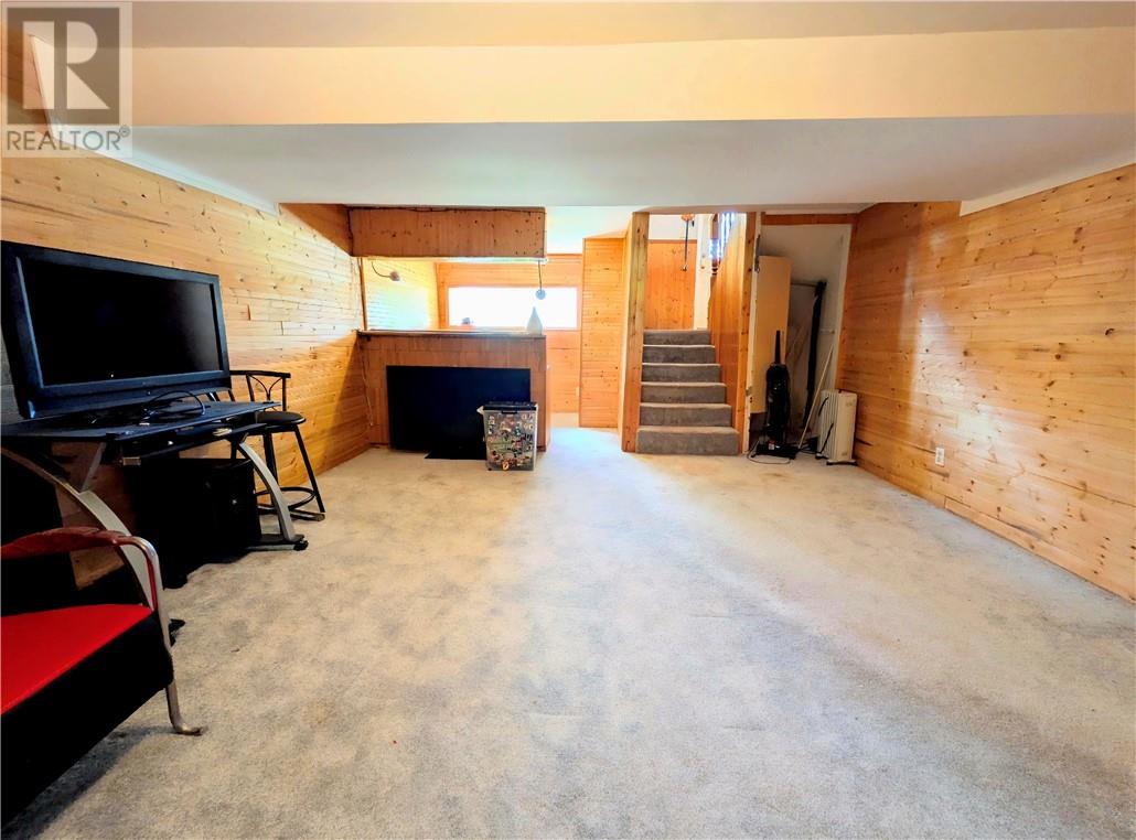 3152 Maple Property Photo 16