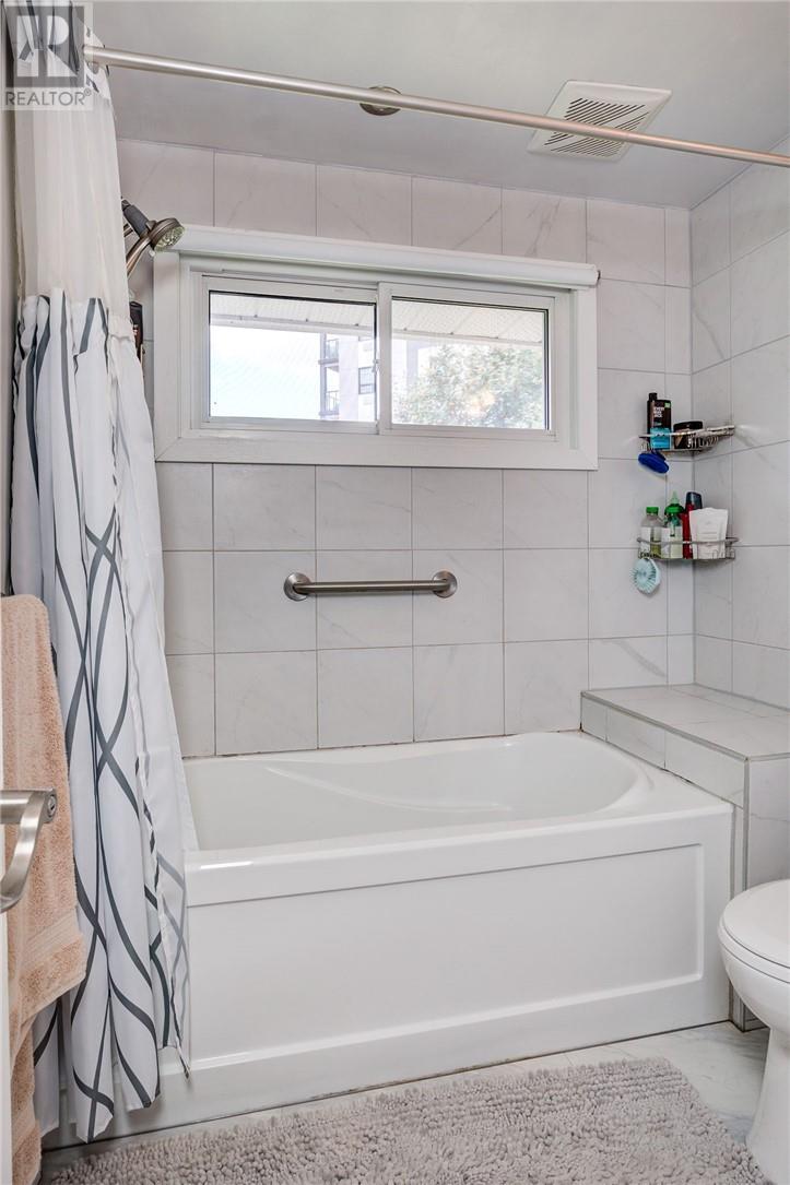 673 Camelot Drive Property Photo 14