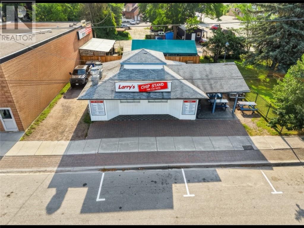 230 Main Street Property Photo 5