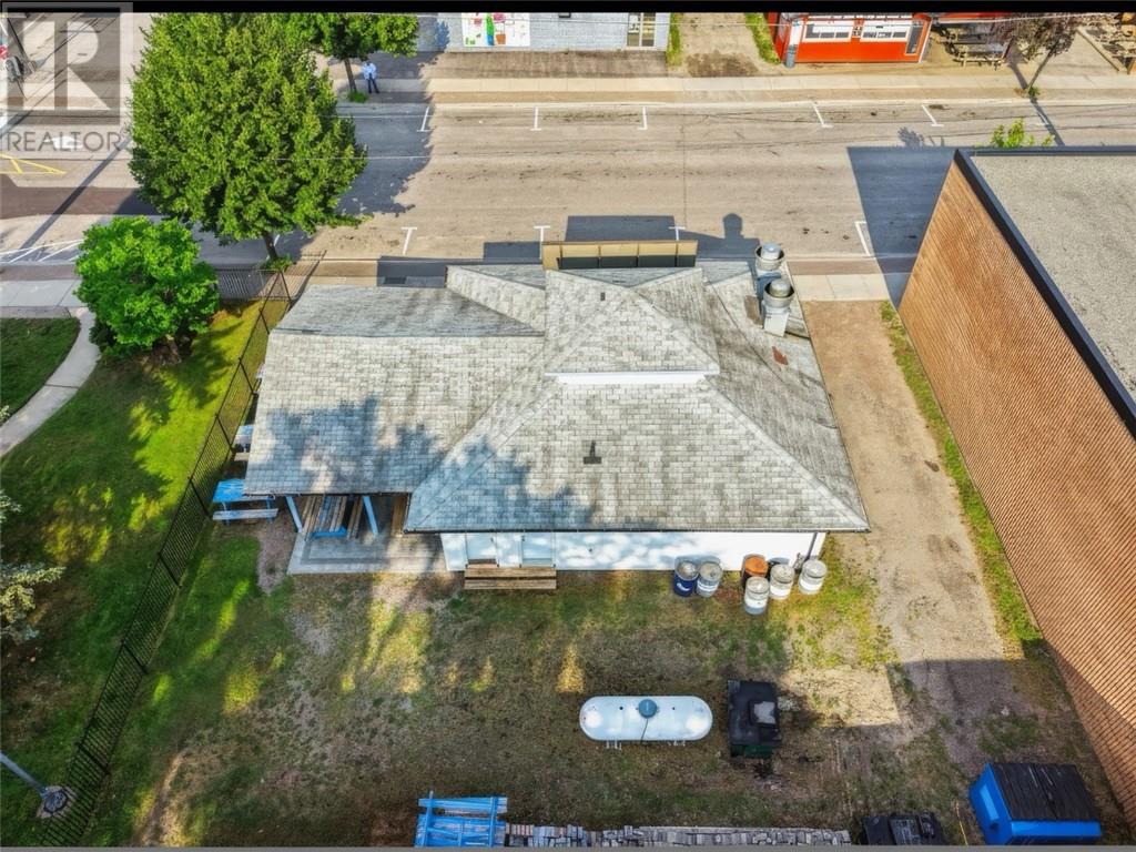 230 Main Street Property Photo 7