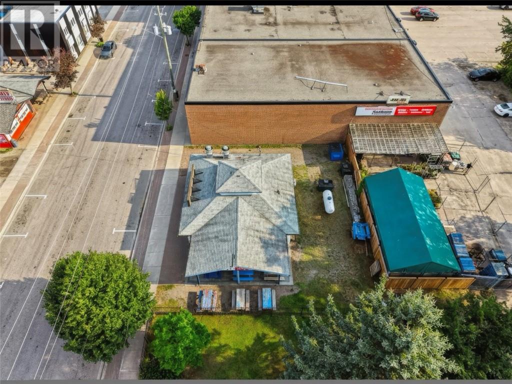 230 Main Street Property Photo 10