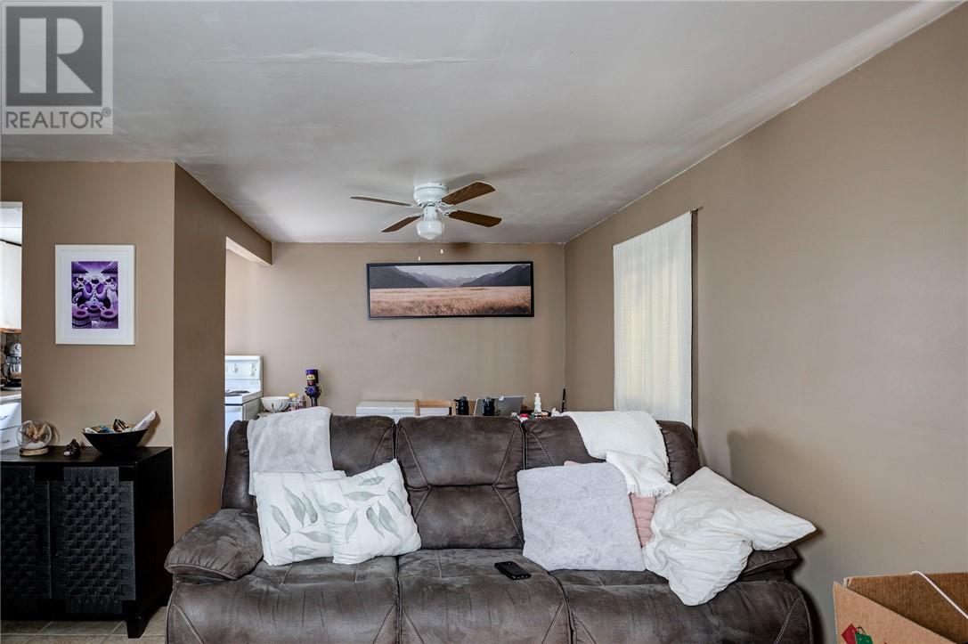 329 Hickory Street Property Photo 16