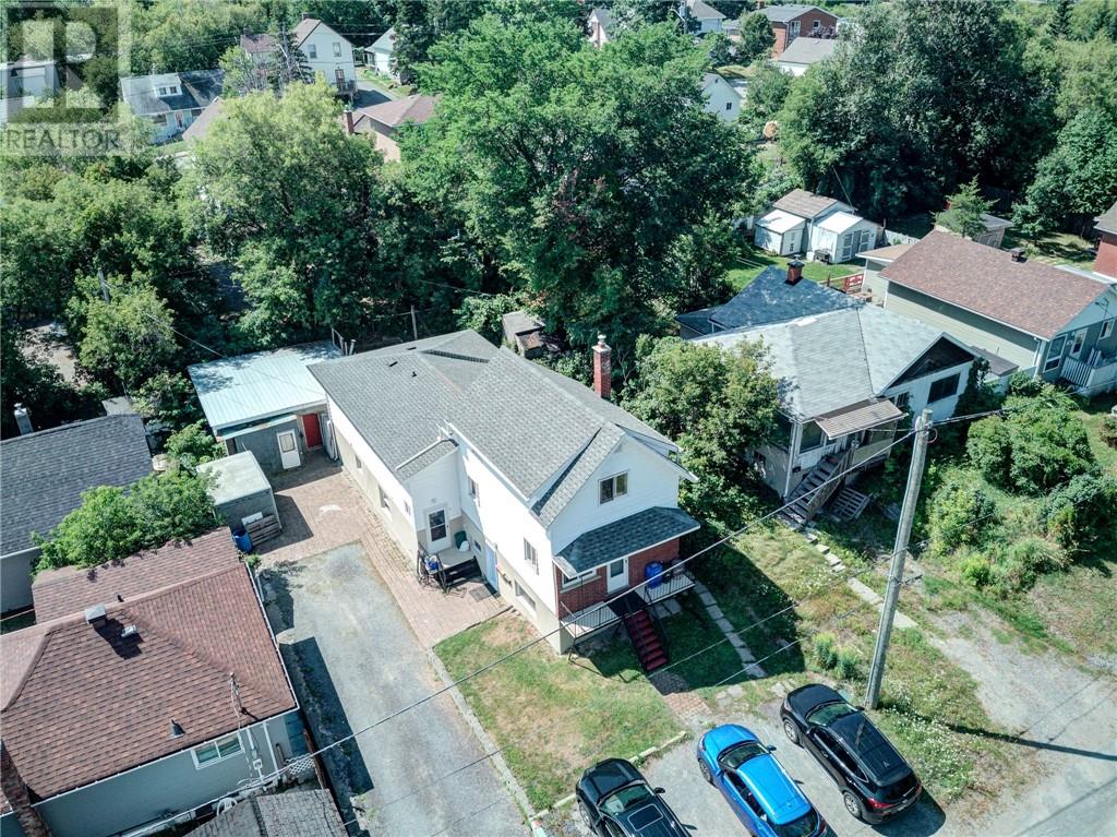 329 Hickory Street Property Photo 27