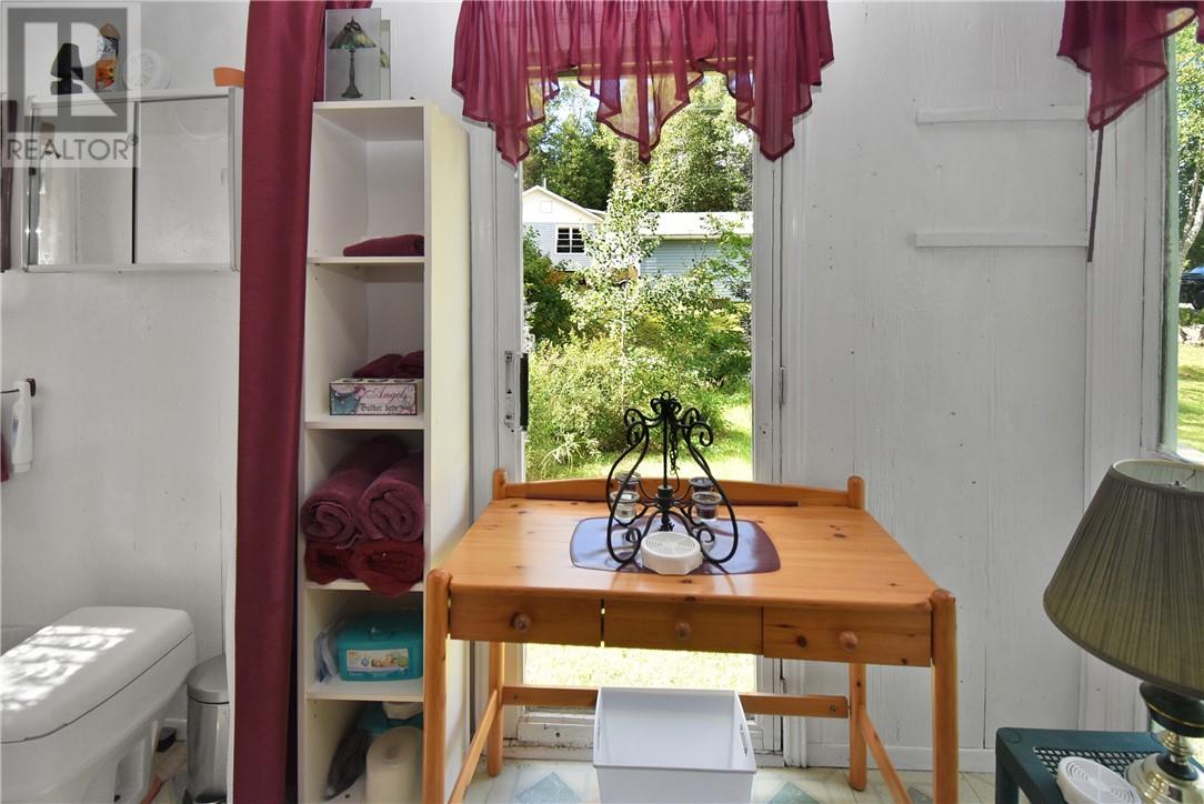 40 Ministic Lake Road Property Photo 33