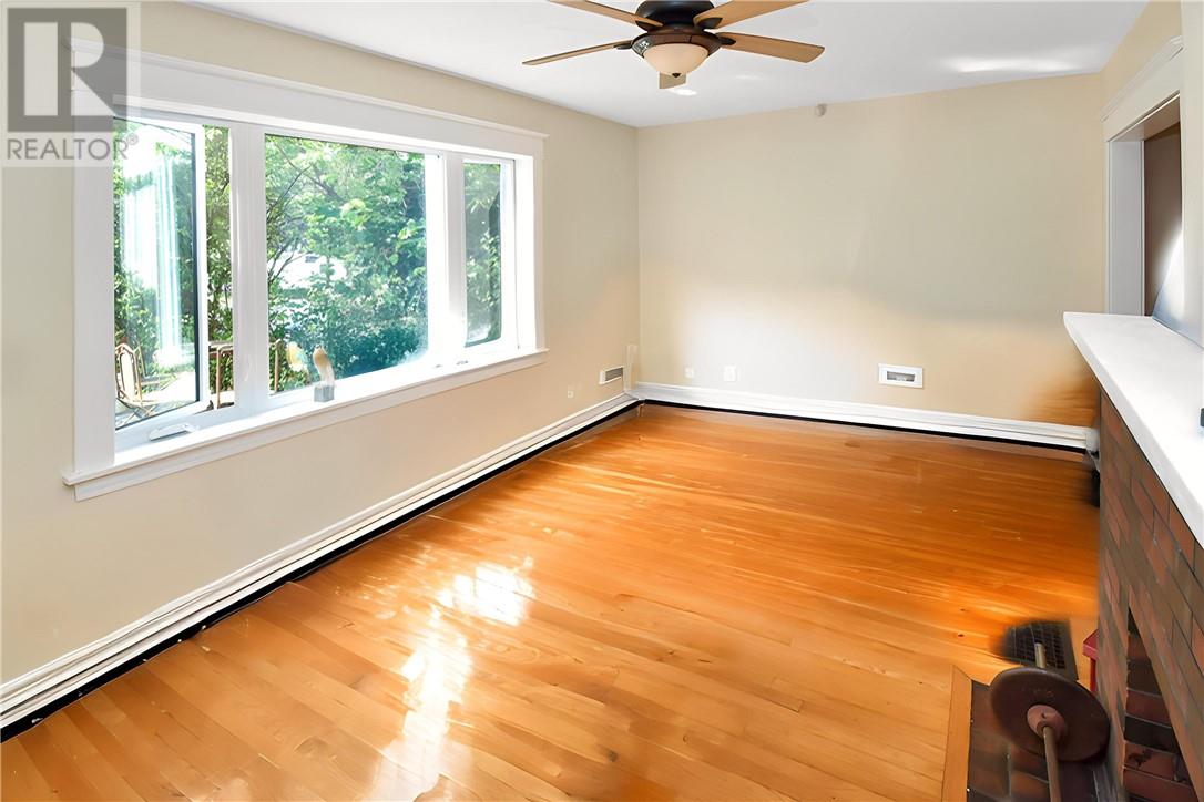 320 Nelson Street Property Photo 13