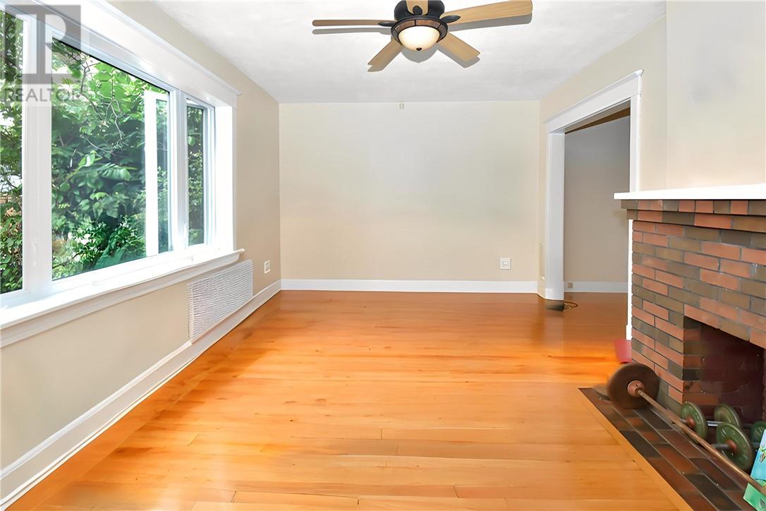 320 Nelson Street Property Photo 14