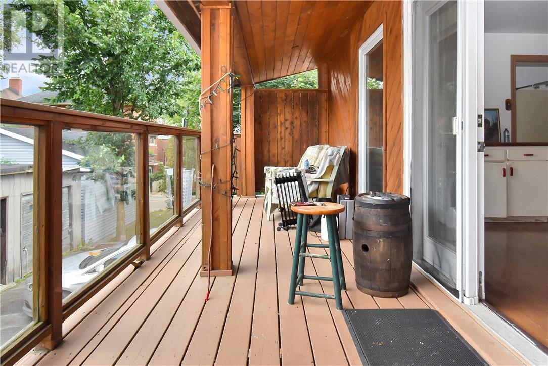 320 Nelson Street Property Photo 17