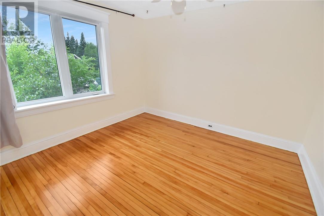 320 Nelson Street Property Photo 20