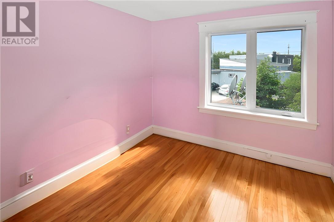 320 Nelson Street Property Photo 24