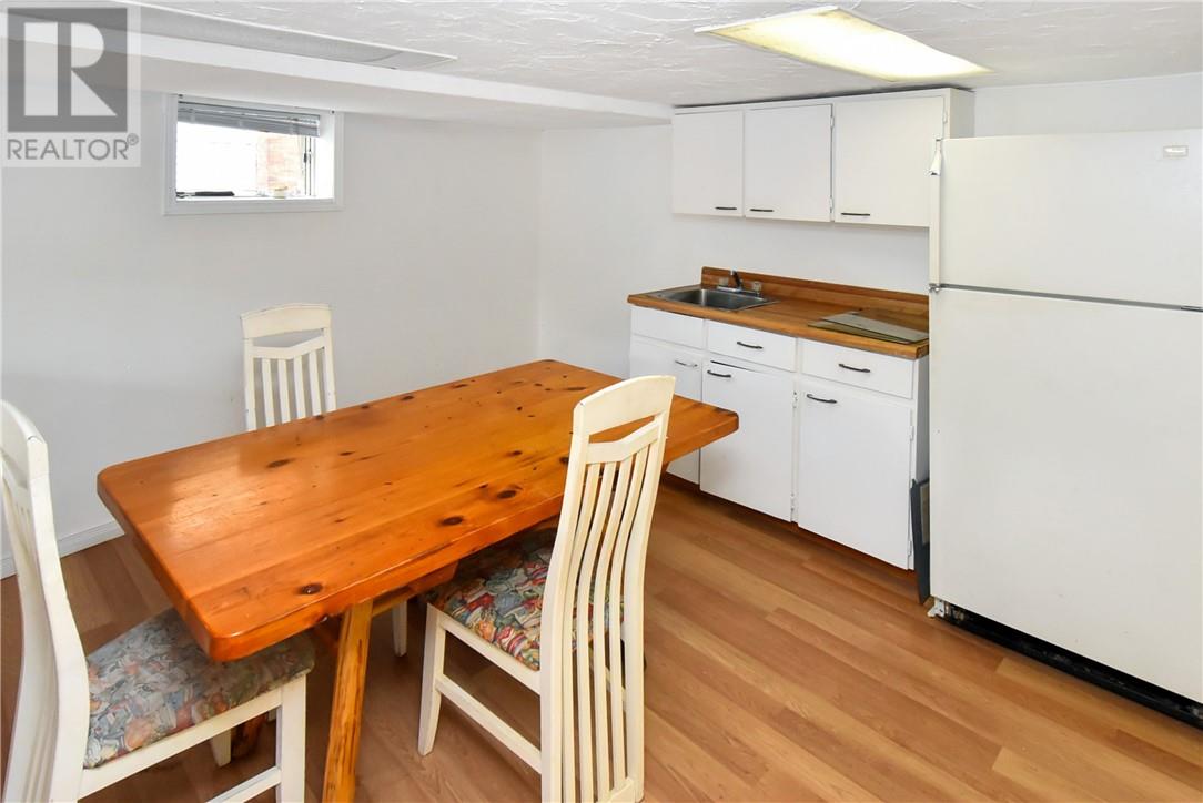 320 Nelson Street Property Photo 27