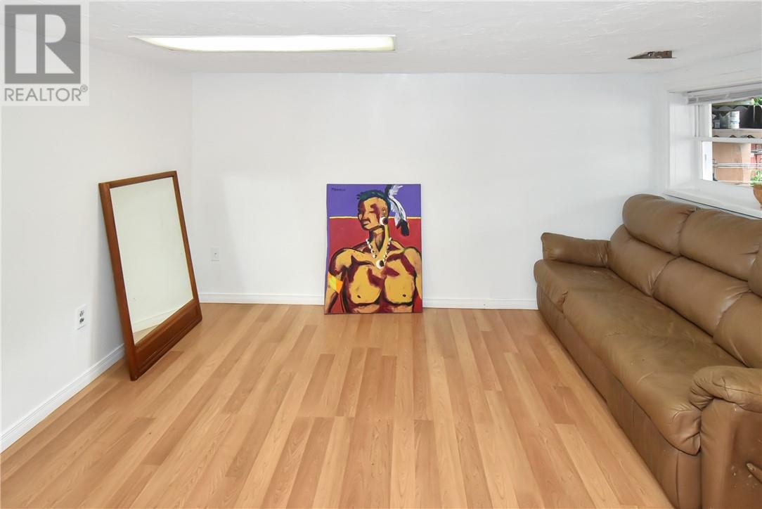 320 Nelson Street Property Photo 30