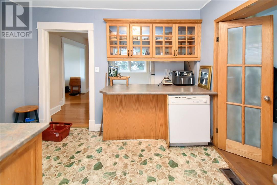 320 Nelson Street Property Photo 35