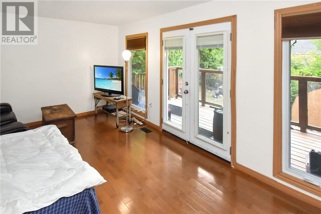 320 Nelson Street Property Photo 38