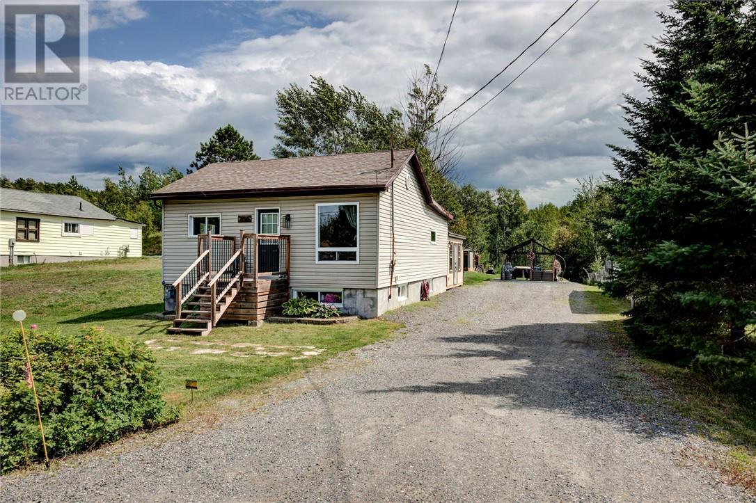 850 Highway 17e Property Photo 2