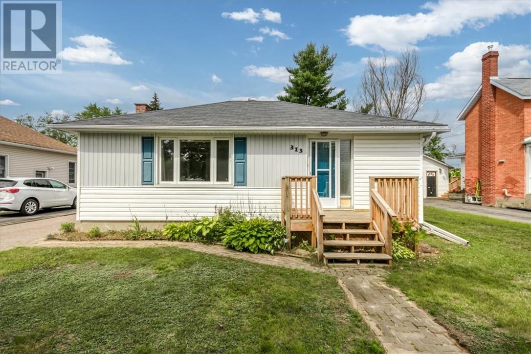313 Read Street Property Photo 3