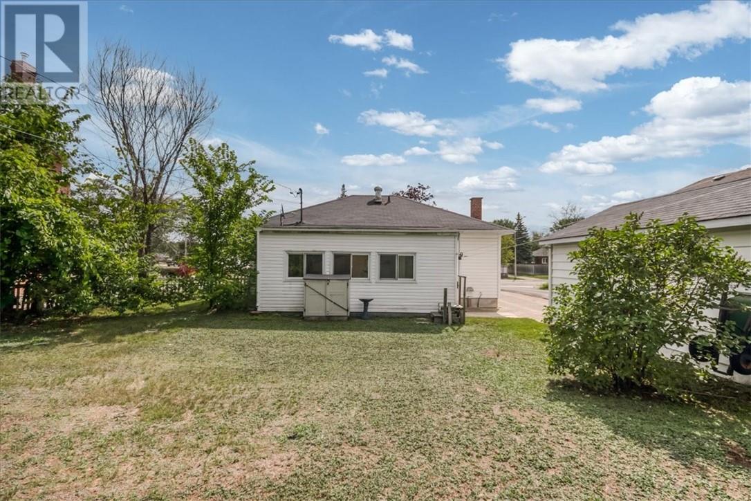 313 Read Street Property Photo 6
