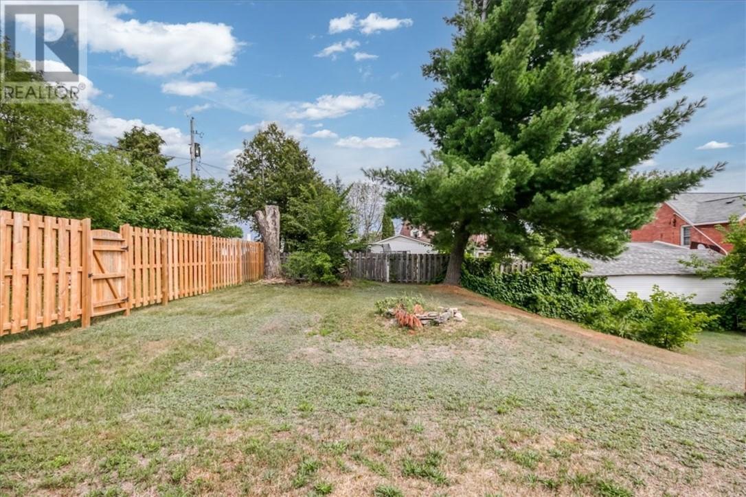 313 Read Street Property Photo 9