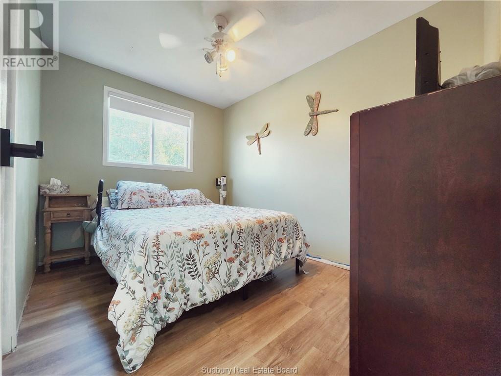 155 Ridgemount Avenue Property Photo 17