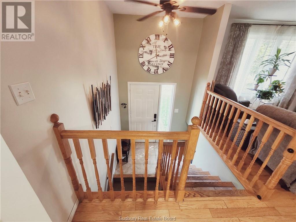 155 Ridgemount Avenue Property Photo 19