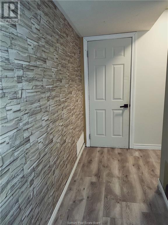 155 Ridgemount Avenue Property Photo 21
