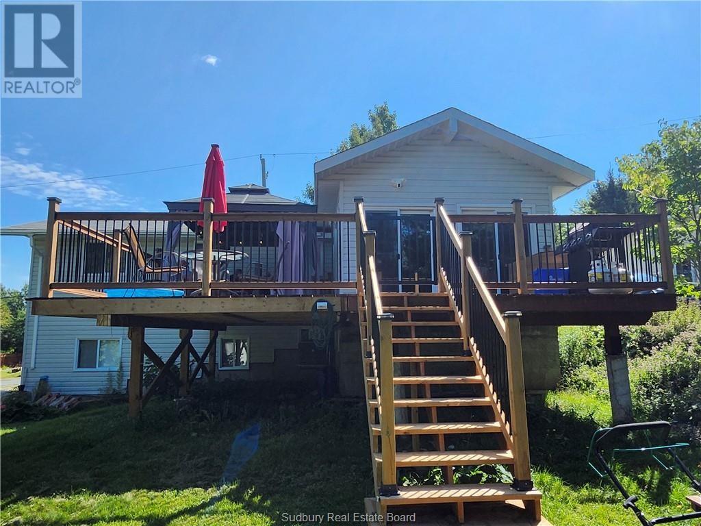 155 Ridgemount Avenue Property Photo 42