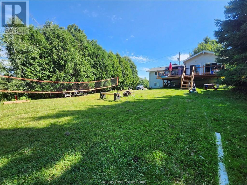 155 Ridgemount Avenue Property Photo 44