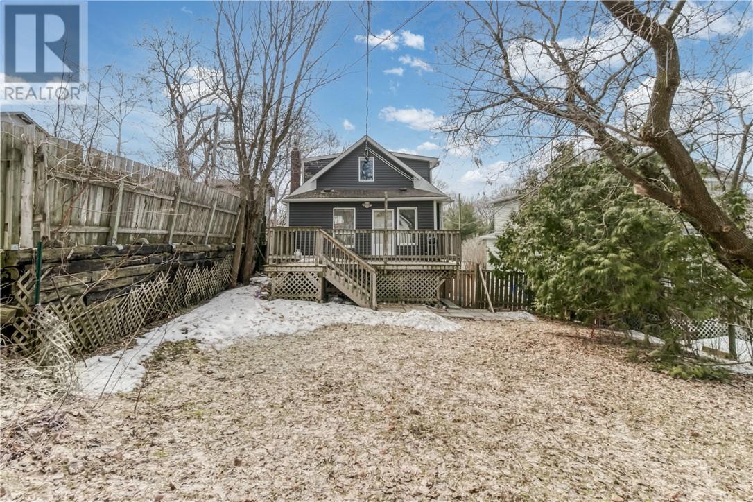 554 Regent Street Property Photo 6