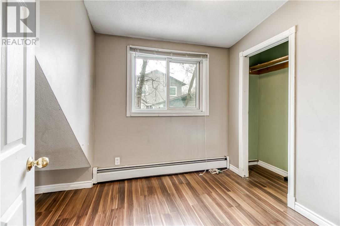 554 Regent Street Property Photo 22
