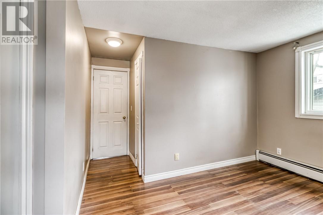 554 Regent Street Property Photo 28