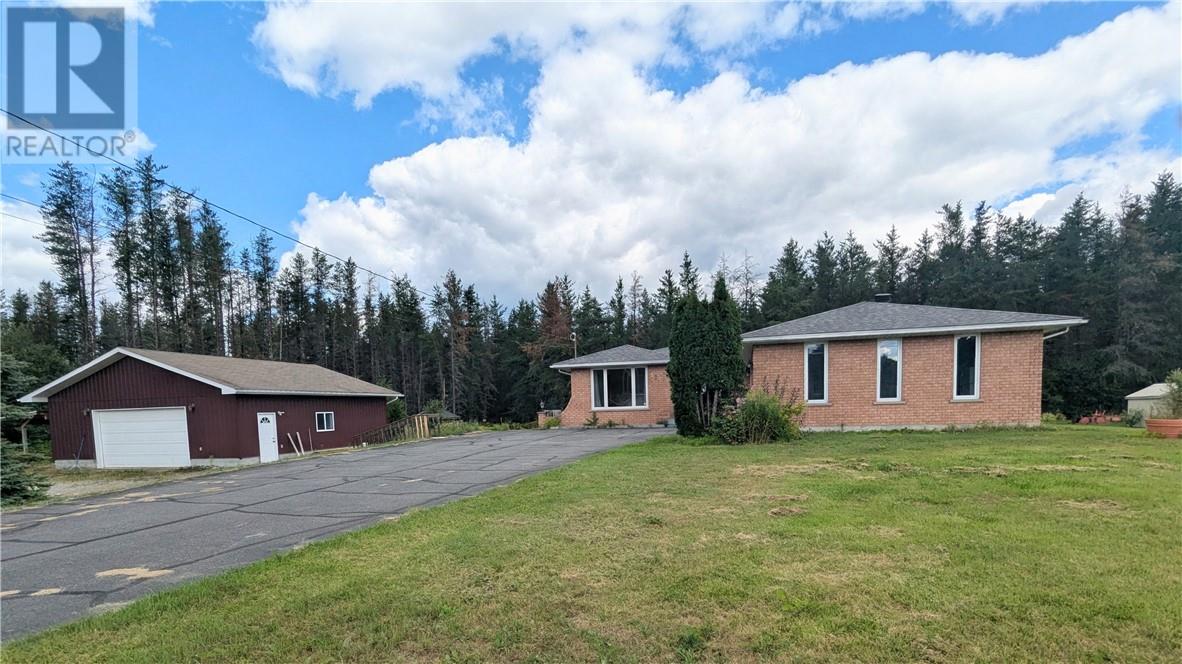 1244 Gravel Drive Property Photo 1