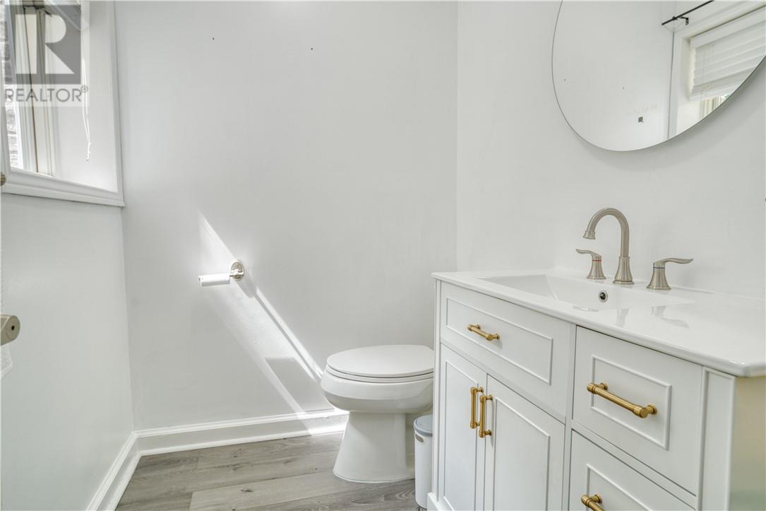 1822 Regional Road 10 Property Photo 10
