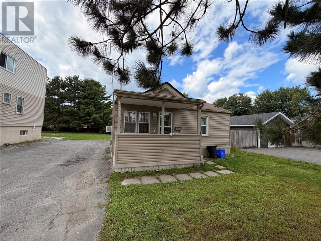 1273 & 1277 Will Street Property Photo 6