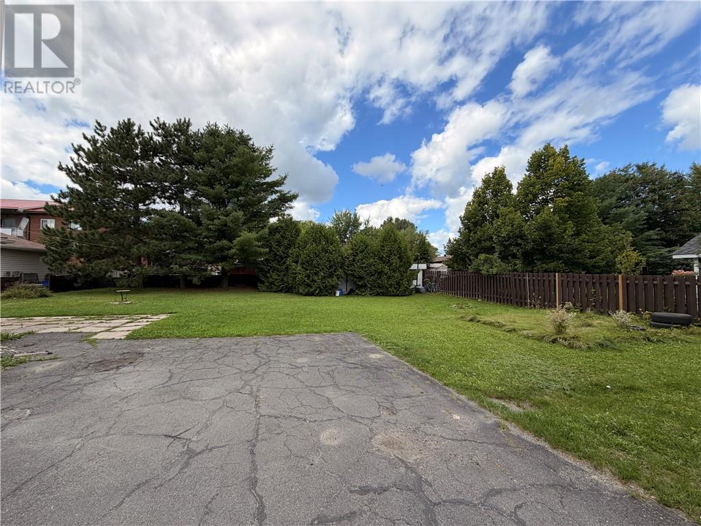 1273 & 1277 Will Street Property Photo 8