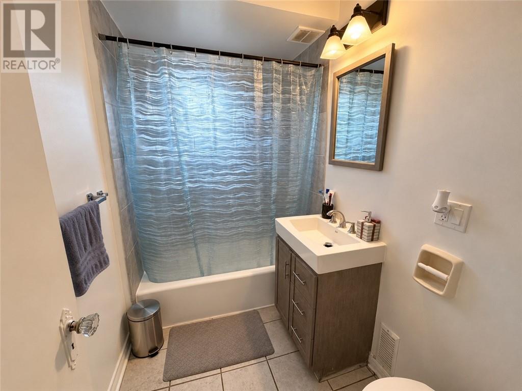 1273 & 1277 Will Street Property Photo 23