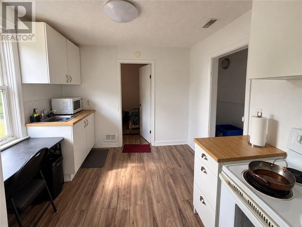 1273 & 1277 Will Street Property Photo 32