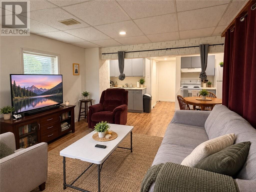 1273 & 1277 Will Street Property Photo 38