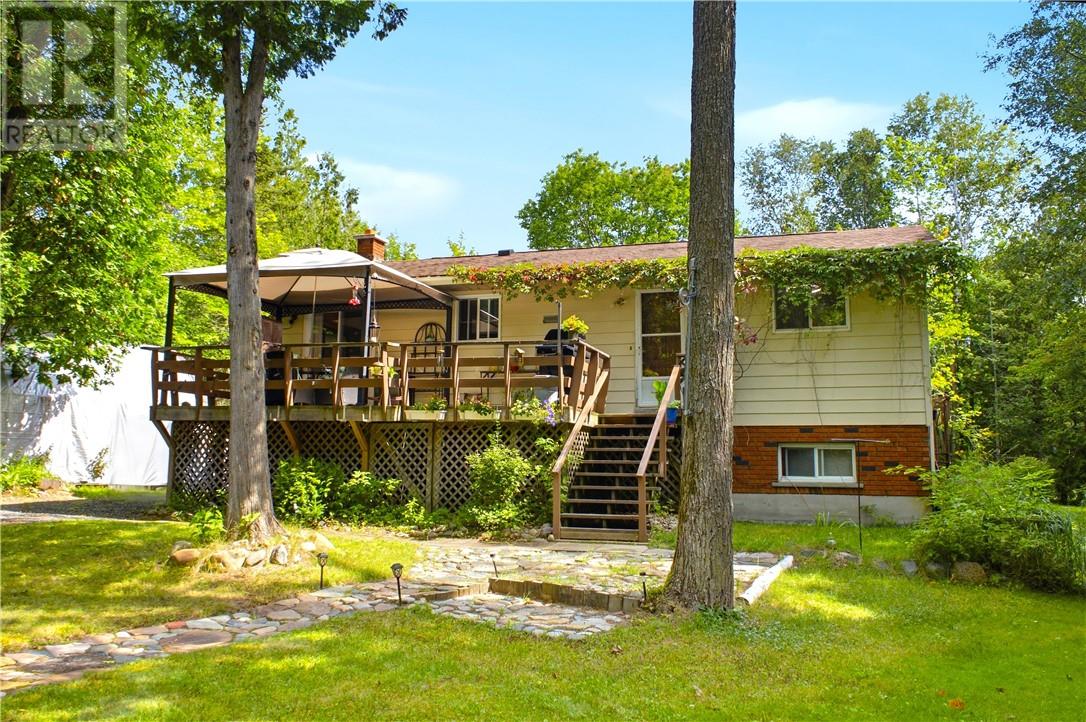 2 Marine Drive Property Photo 18